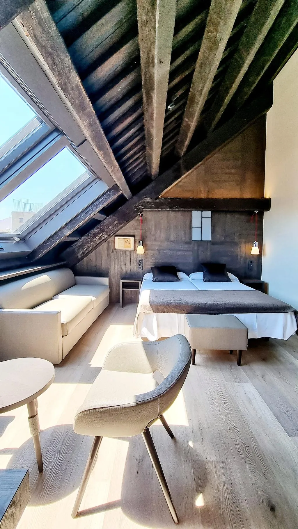 TRIPLE PREMIER Room, Hotel Sant Agusti, Barcelona