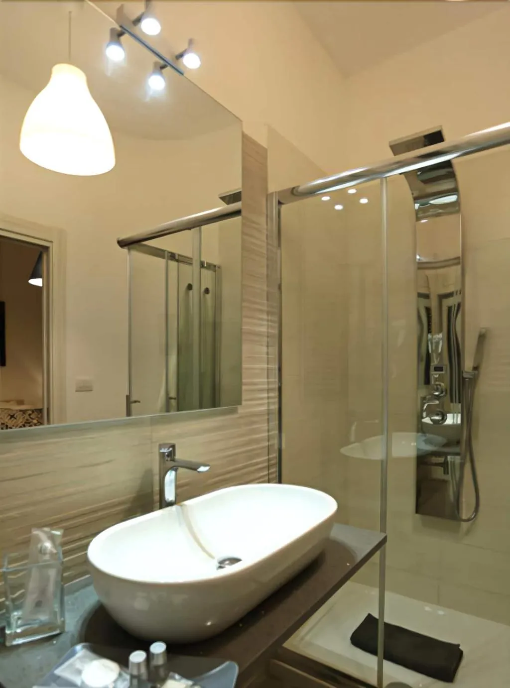 Room, B&B Brothers Suite Vomero, Naples