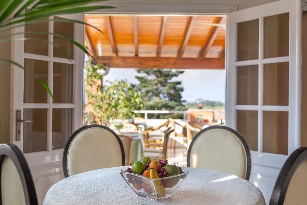 Restaurant, Victoria Hill, Corfu
