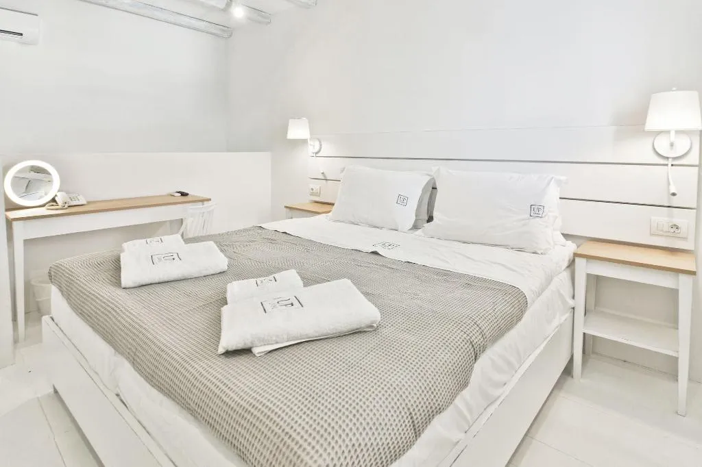 Room, Lindos Comfy Suites, Rhodes
