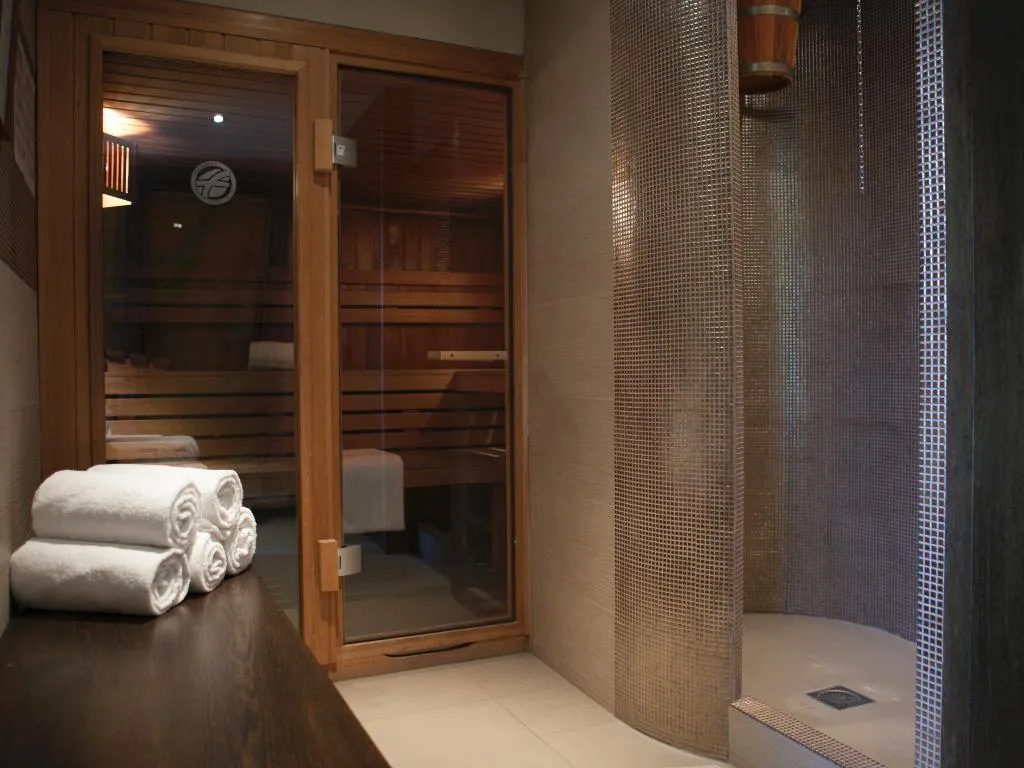 Sports and Entertainment, Hotel Balmoral, Barcelona