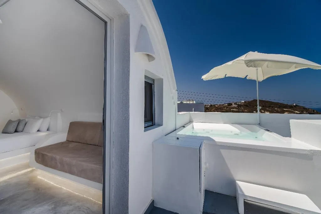 SUITE PREMIER SEA VIEW Room, Serenita Luxury Suites, Santorini
