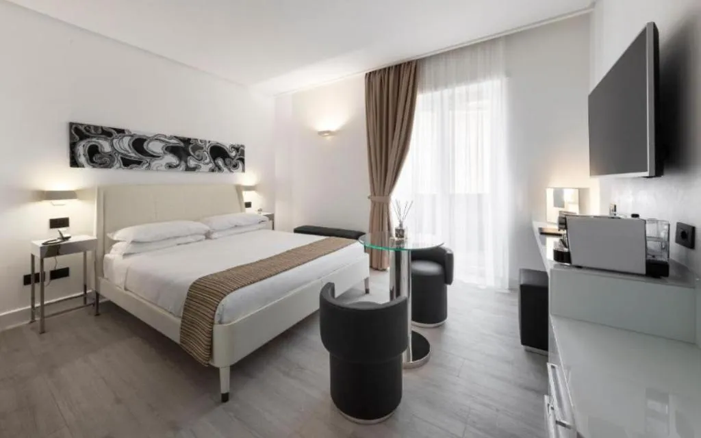 DOUBLE SINGLE USE SUPERIOR Room, Lhp Napoli Palace & Spa, Naples