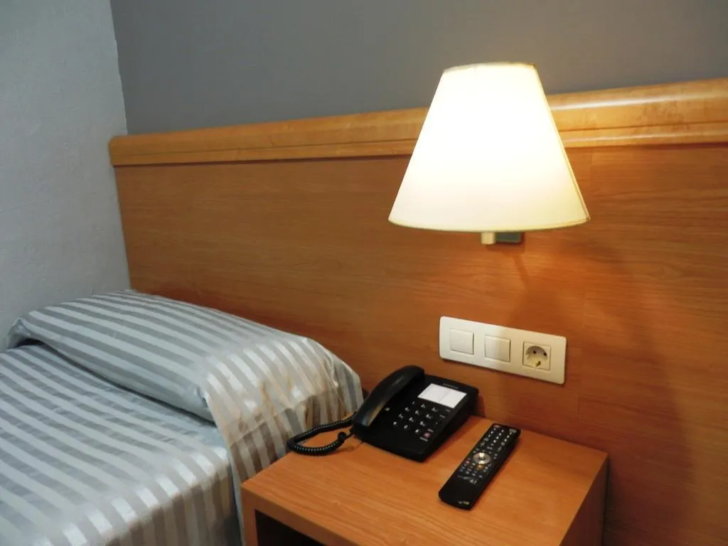 SINGLE STANDARD Room, Ingles, Barcelona