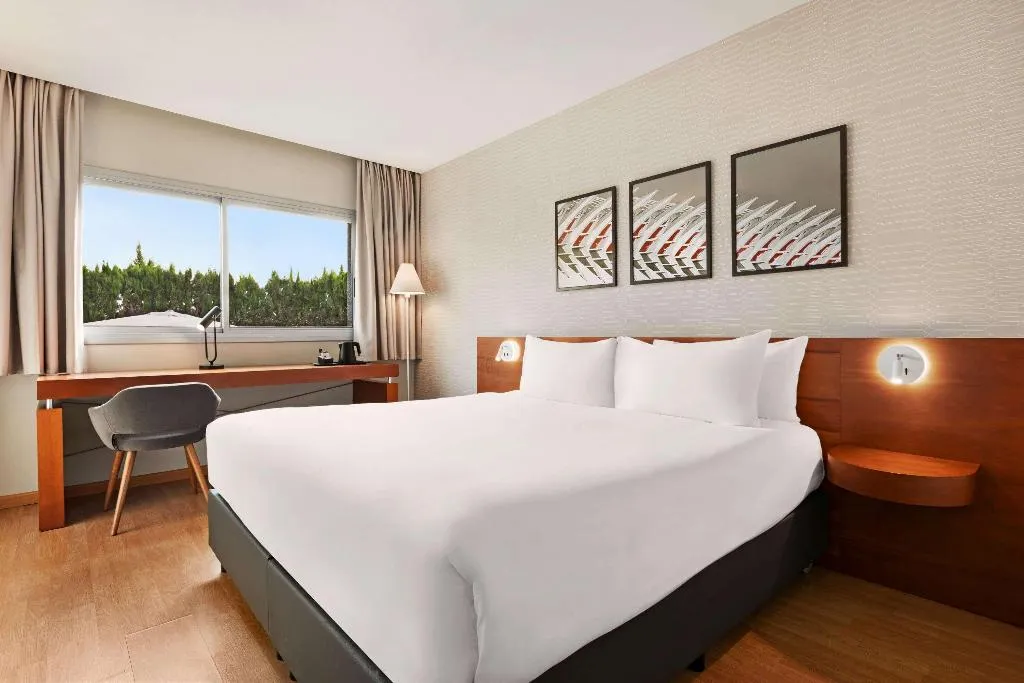 FAMILY ROOM STANDARD Room, Ramada by Wyndham Valencia Almussafes, Valencia