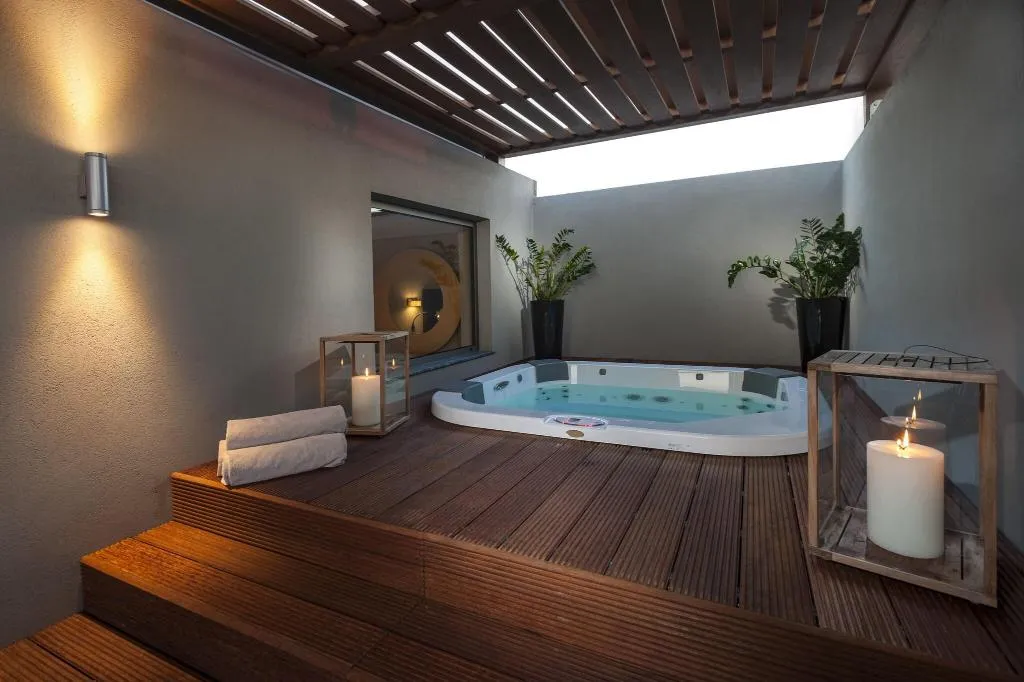 SUITE KING SIZE BED Room, Samaria, Crete