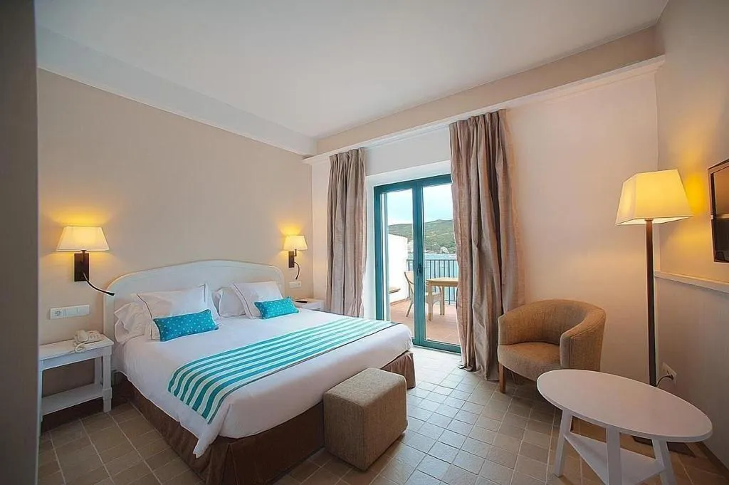 Room, Hotel Playa Sol, Costa Brava