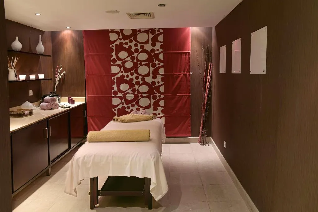 Sports and Entertainment, Radisson Blu Cairo Heliopolis, Cairo