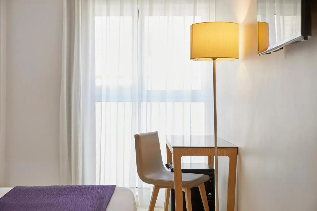 DOUBLE SINGLE USE STANDARD Room, Exe Mitre, Barcelona