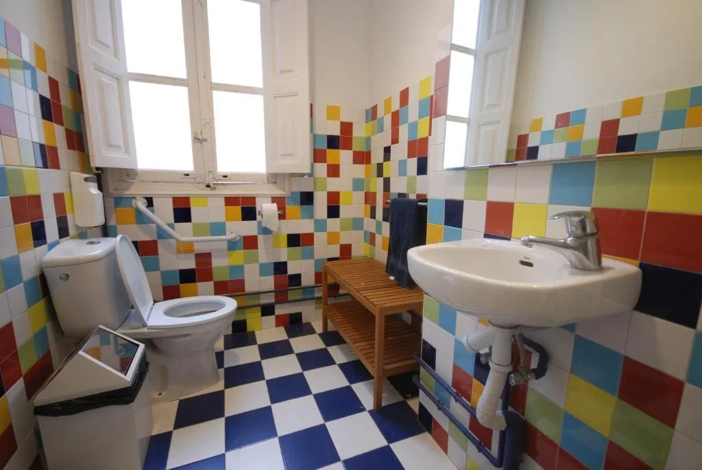 Bed in dormitory CAPACITY 6 Room, Red Nest, Valencia