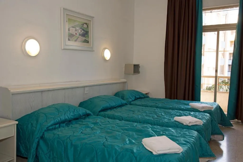 APARTMENT ONE BEDROOM Room, Dragonara Apartments, Malta