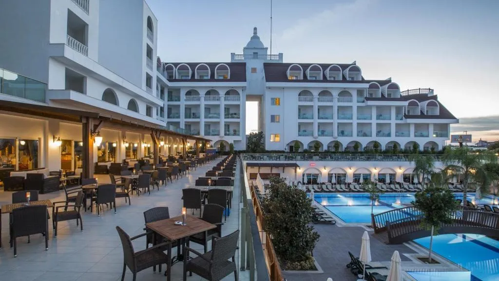 Terrace, Side Crown Serenity, Antalya