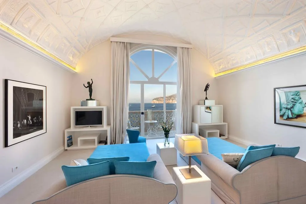 Room, Bellevue Syrene, Naples
