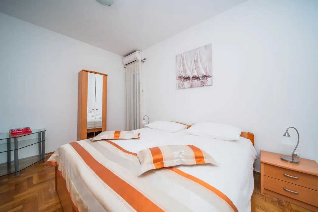 APARTMENT CAPACITY 6 Room, Pervanovo Apartments, Dubrovnik