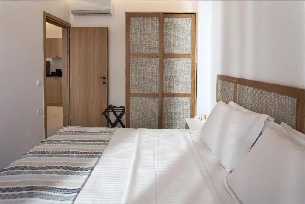 APARTMENT CAPACITY 4 Room, Galazio beach resort, Crete