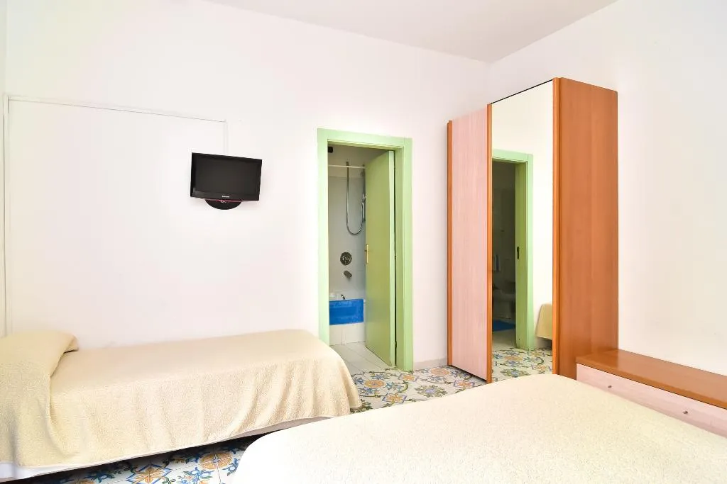TRIPLE STANDARD Room, Hotel Oriente - Beach & Spa, Naples