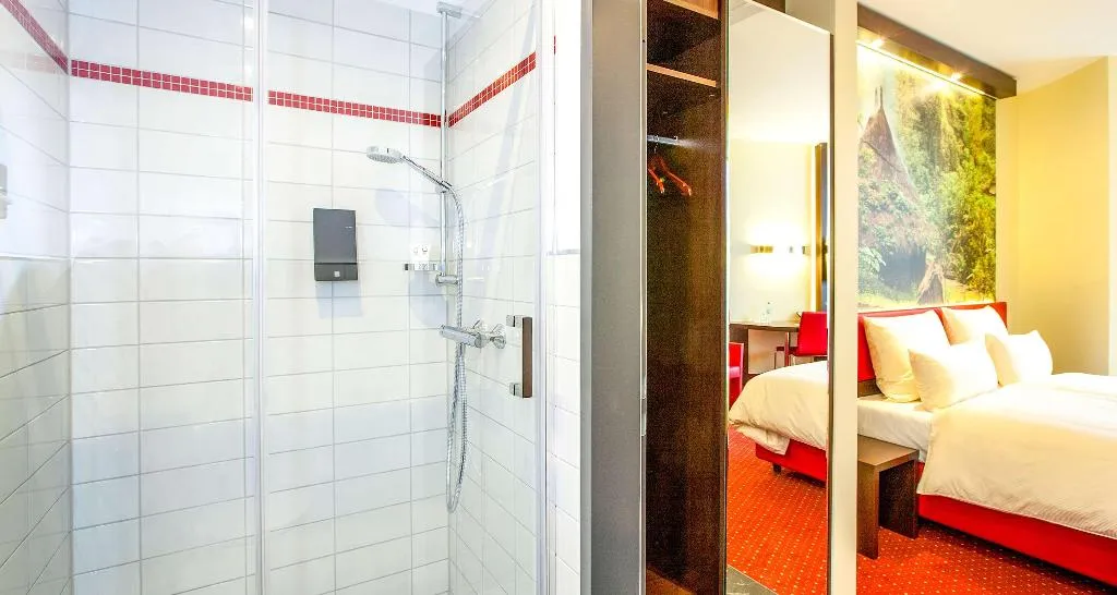 JUNIOR SUITE WITH DOUBLE BED Room, PLAZA Premium Berlin Kurfürstendamm, Berlin