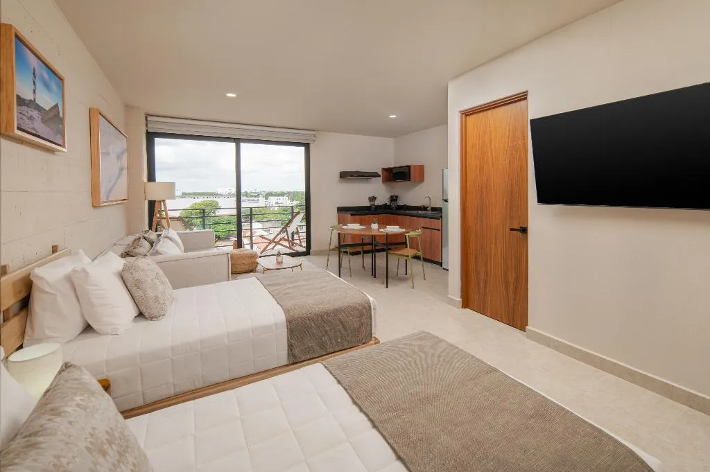 STUDIO TWO BEDS Room, Everglades Suites, Cancun Area