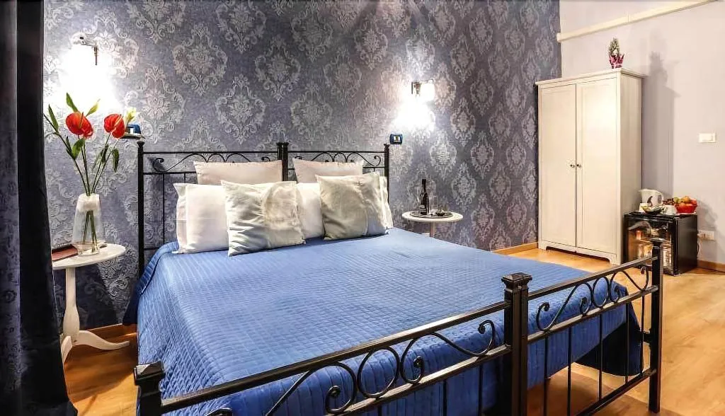 Room, Vanella Rome Domus, Naples