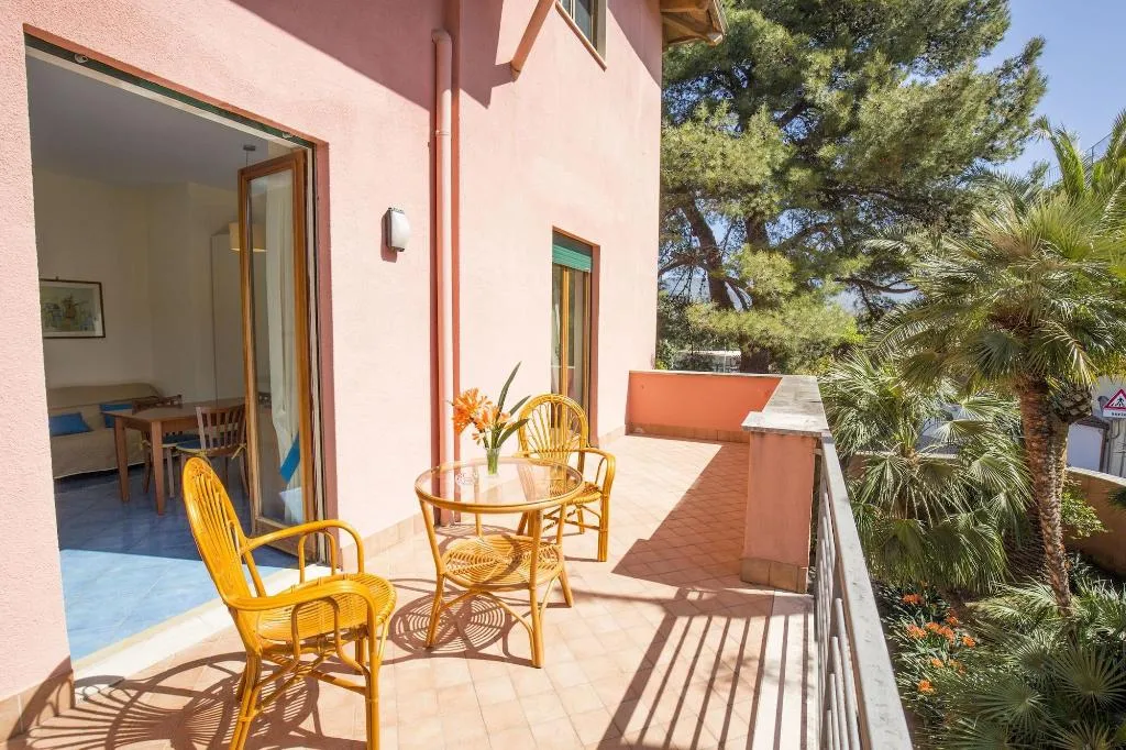 Room, Villa Rosa Sorrento, Naples