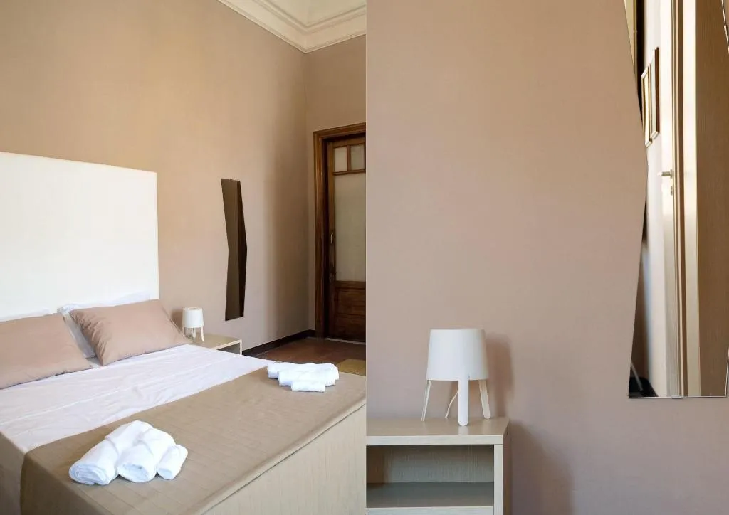 Room, La Casa Di Isabella, Catania