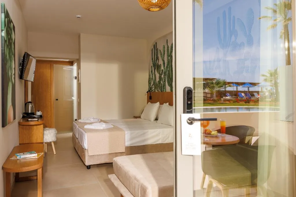 Double or Twin SUPERIOR POOL VIEW Room, Malia Bay Beach Hotel & Bungalows, Crete