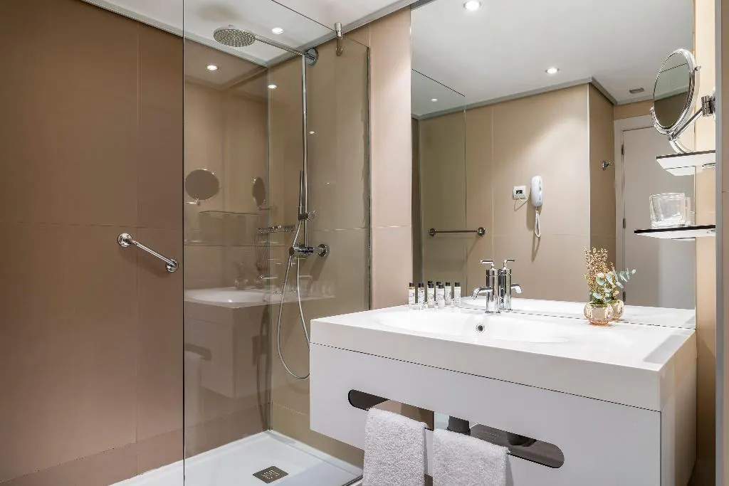 Double or Twin WITH VIEWS Room, Innside Alicante Porta Maris, Costa Blanca