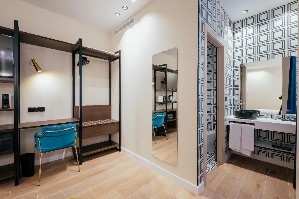 DOUBLE SINGLE USE STANDARD Room, Cetina Sevilla, Seville