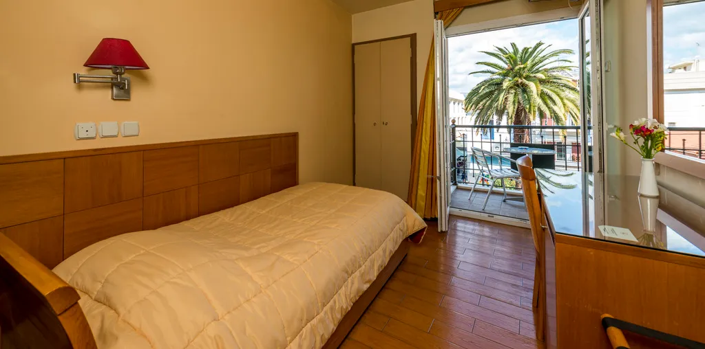 SINGLE STANDARD Room, Lakonia, Athens