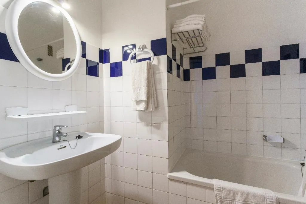 APARTMENT TWO BEDROOMS Room, Las Pergolas, Menorca
