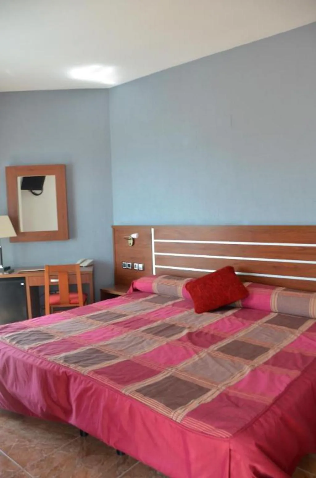 Double or Twin STANDARD Room, La Familia Gallo Rojo, Costa Blanca