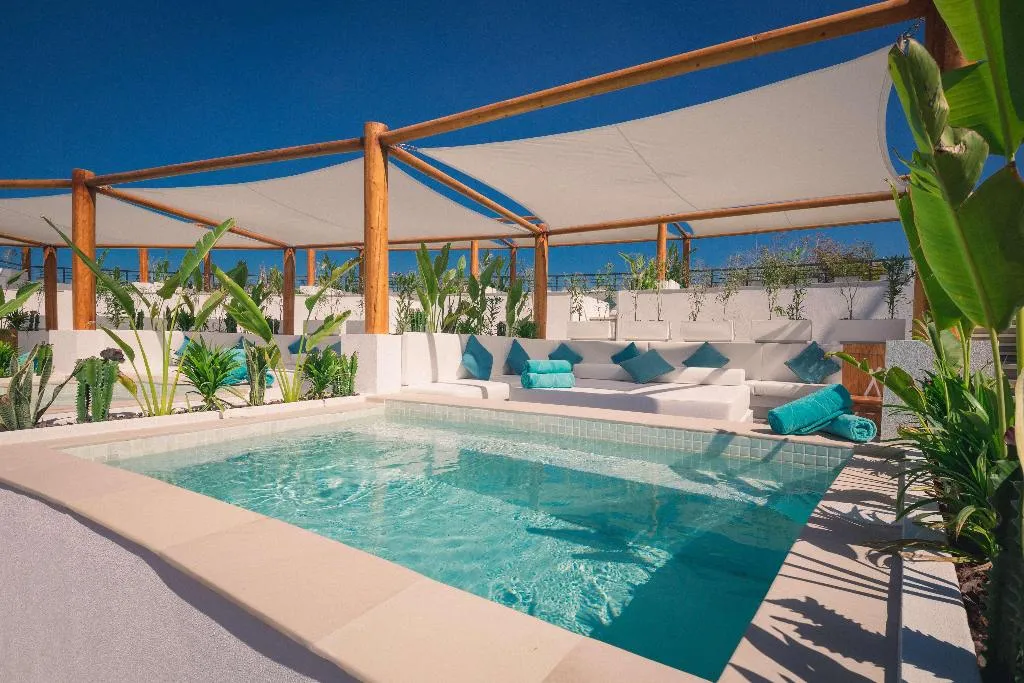 Pool, Nikki Beach Resort & Spa Dubai, Dubai