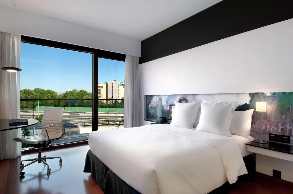 Room, Hilton Madrid Airport, Madrid