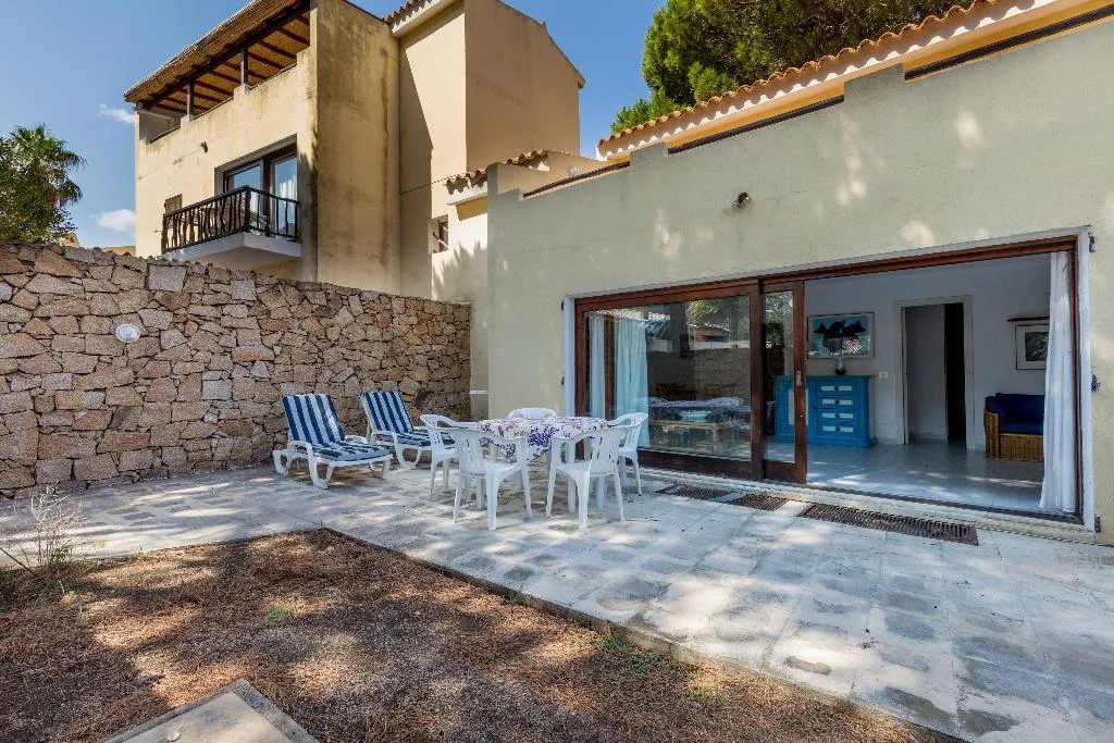 APARTMENT CAPACITY 6 Room, Residence Pineta Uno, Olbia