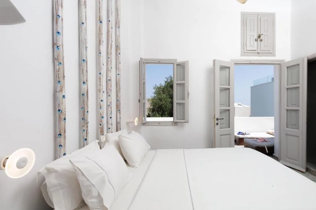 Room, The Museum Project Oia, Santorini