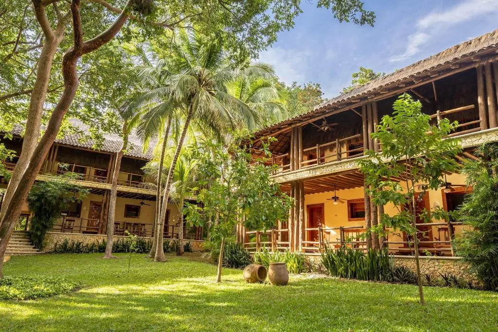 BUNGALOW KING BED WITH JACUZZI Room, The Lodge at Uxmal, Cancun Area