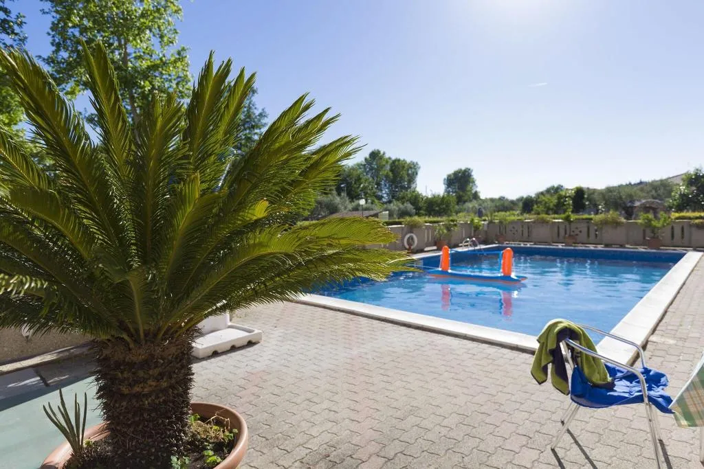 Pool, La Darsena, Perugia
