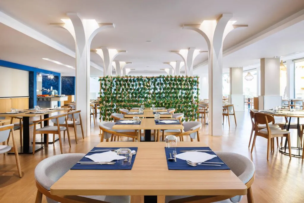 Restaurant, Jupiter Algarve Hotel – Beach & Spa, Algarve