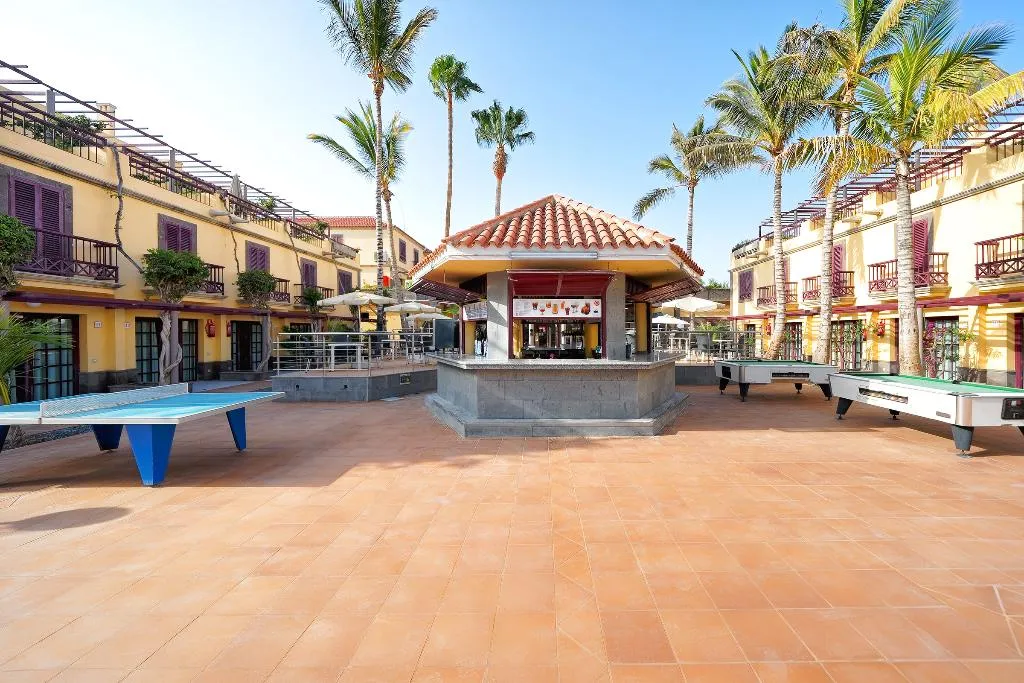 Terrace, Maspalomas Oasis Club, Gran Canaria