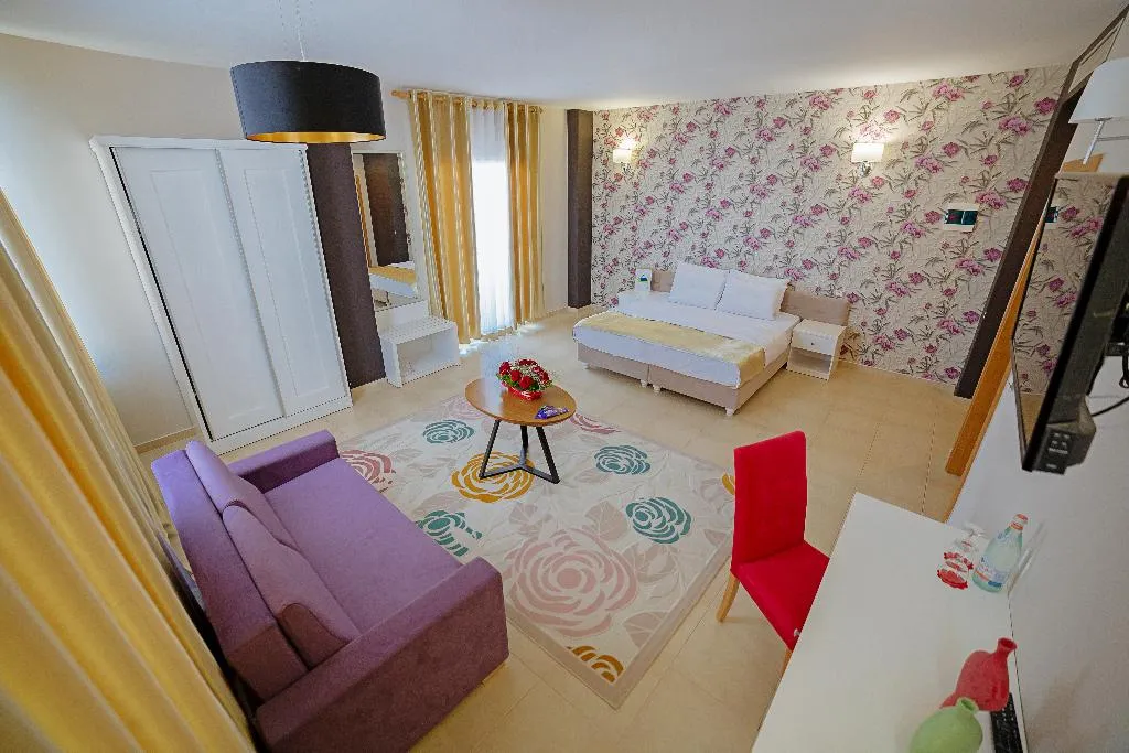 Room, Sun Hotel, Durres