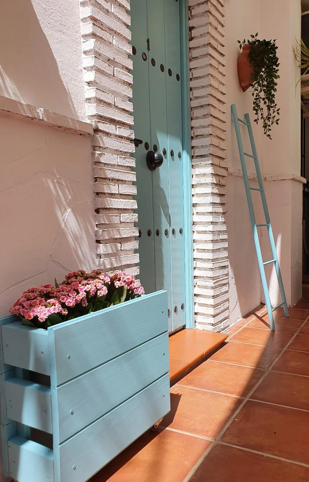 Terrace, Hostal El Nogal, Costa Del Sol