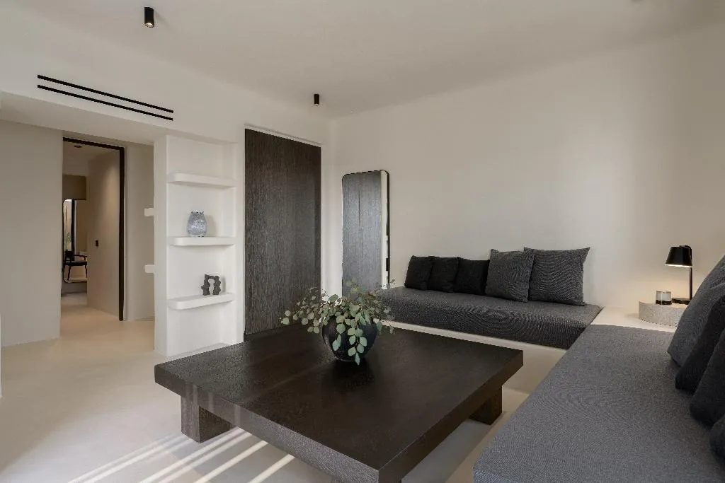 JUNIOR SUITE WITH JACUZZI Room, Rocabella Mykonos Hotel, Mykonos