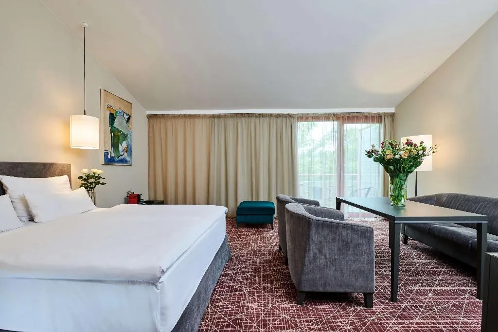 DOUBLE PREMIUM Room, NH Collection Prague, Prague