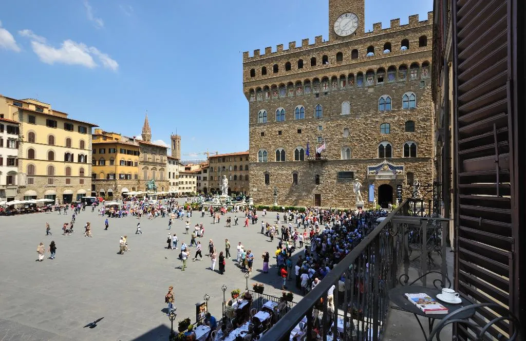 General view, Art and Luxury Apartment, Florence