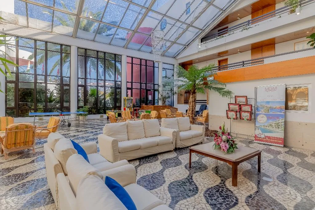 Lobby, Muthu Oura Praia Hotel, Algarve