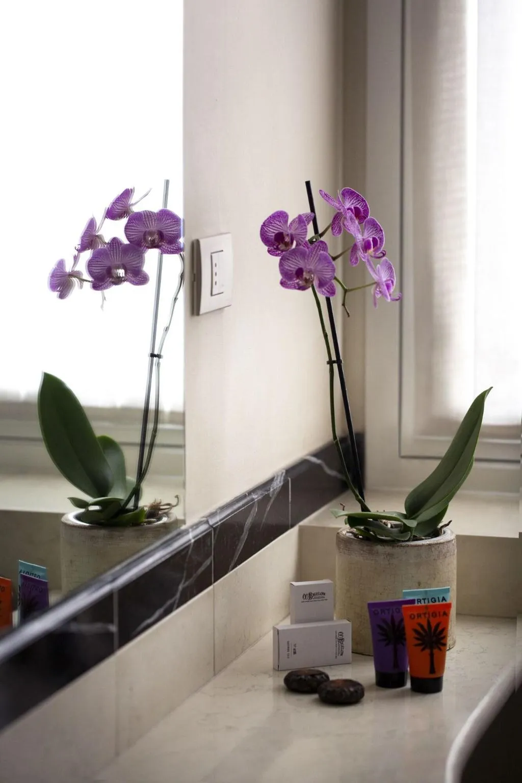 TWIN STANDARD Room, Colombia, Milan