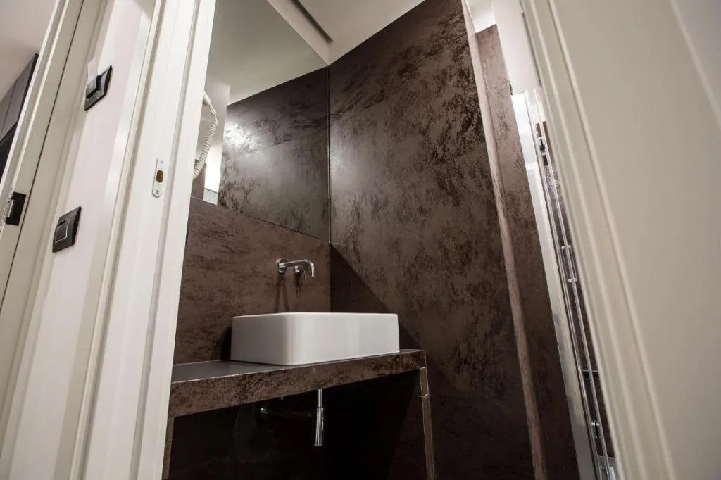 Room, The Boutique Napoli Suite, Naples