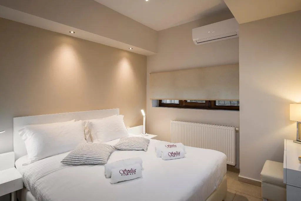 VILLA WITH PRIVATE POOL Room, Spilia Village Hotel & Villas, Crete