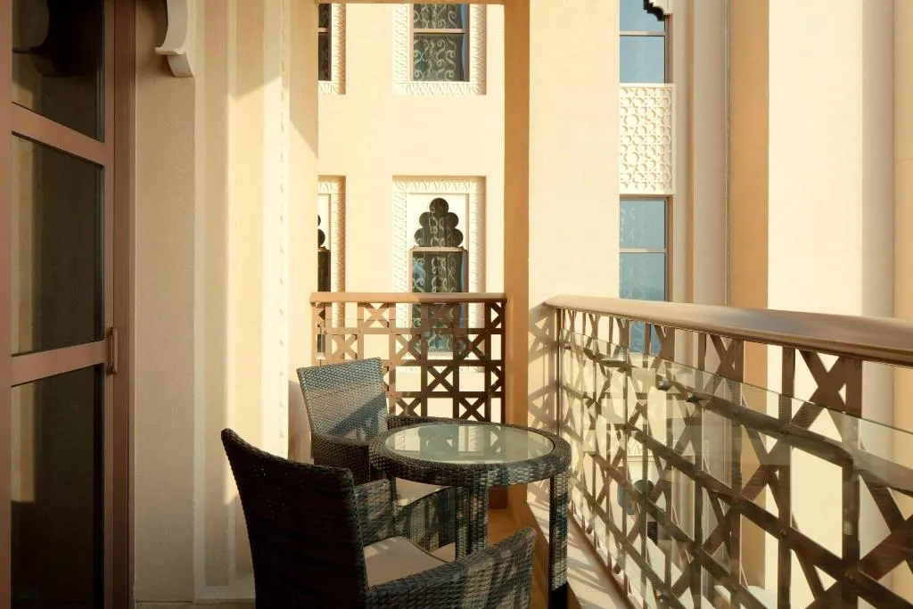 Room, Sheraton Sharjah Beach Resort & Spa, Dubai