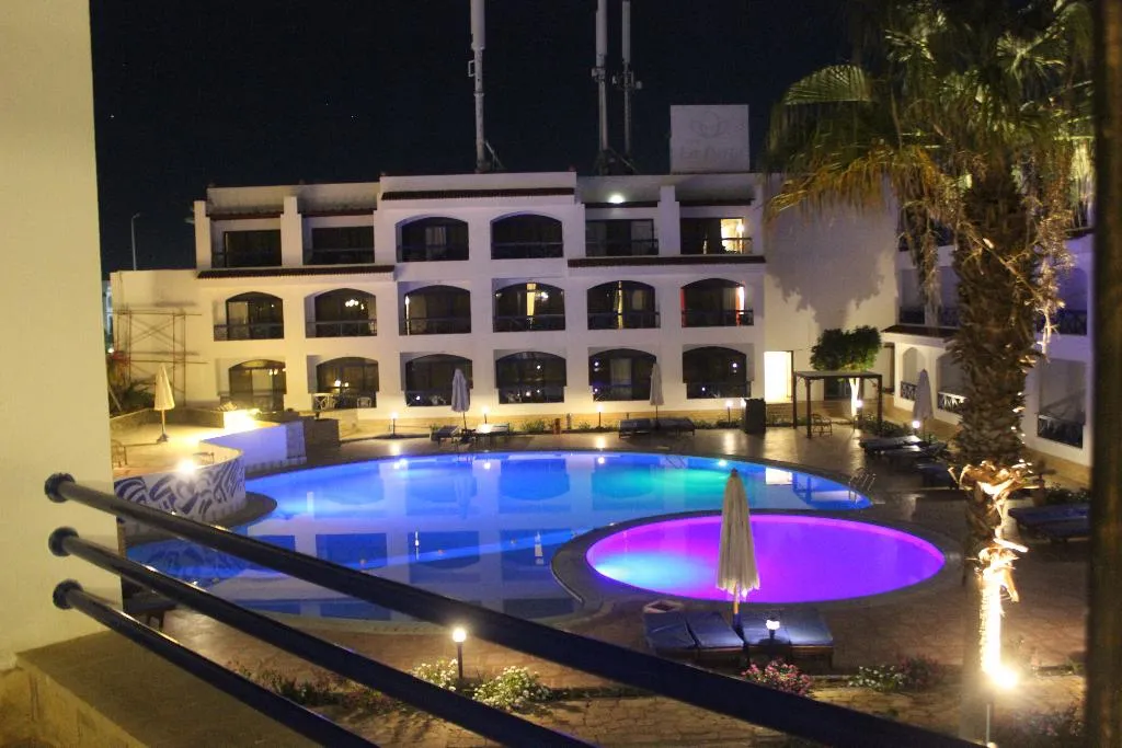 General view, El Khan Sharm Hotel, Red Sea Riviera